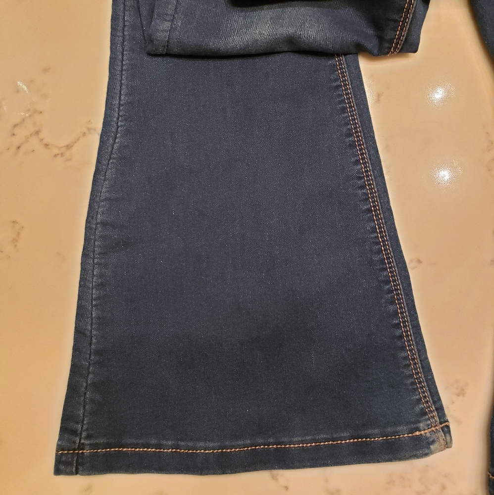 Jeans - Picture 6 of 7